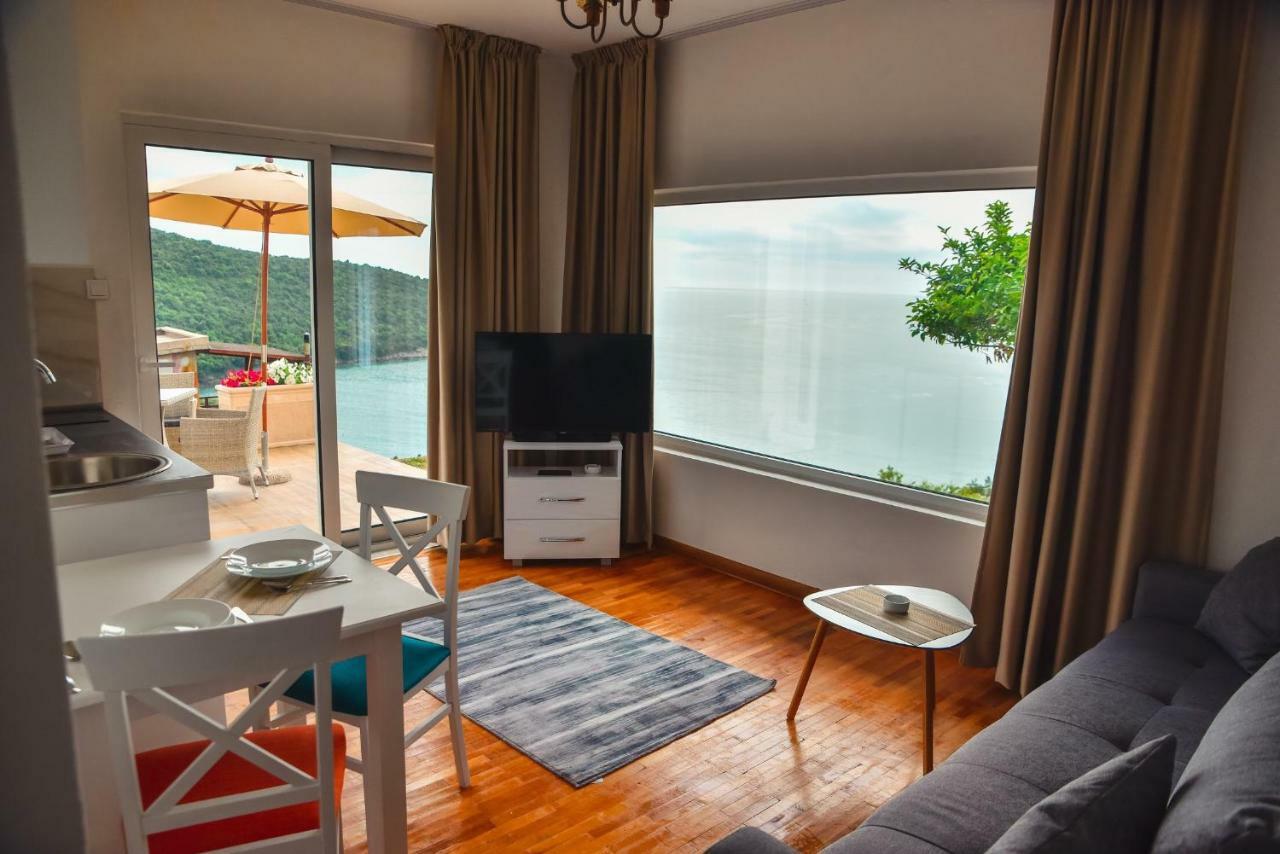 Apartments Blue Heaven Улцинь Экстерьер фото